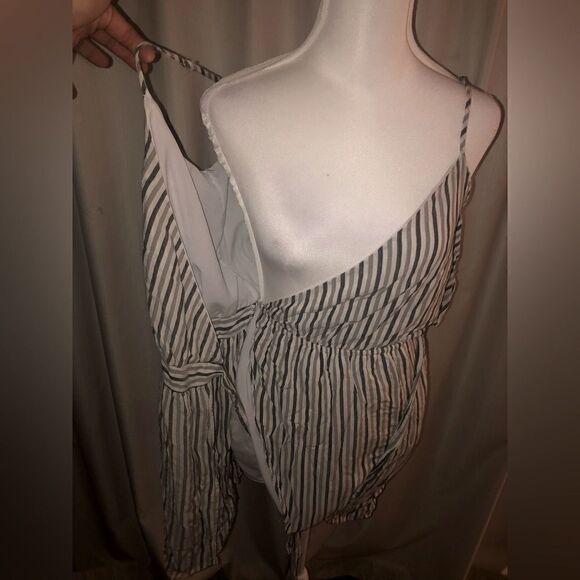 💕5️⃣for25 Wanderlux wrap off the holder spaghetti strap dress size Small - Picture 4 of 5